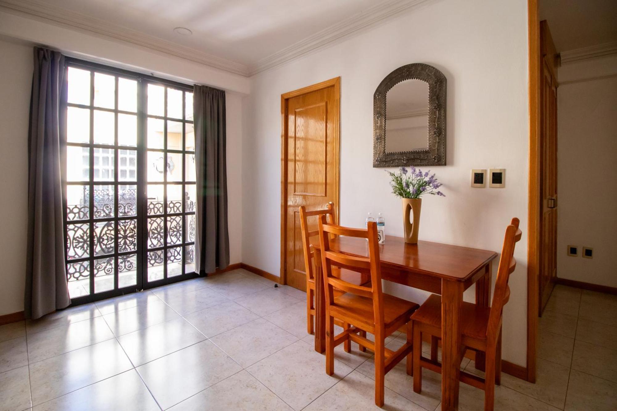 Suites Sevilla Puebla Eksteriør bilde