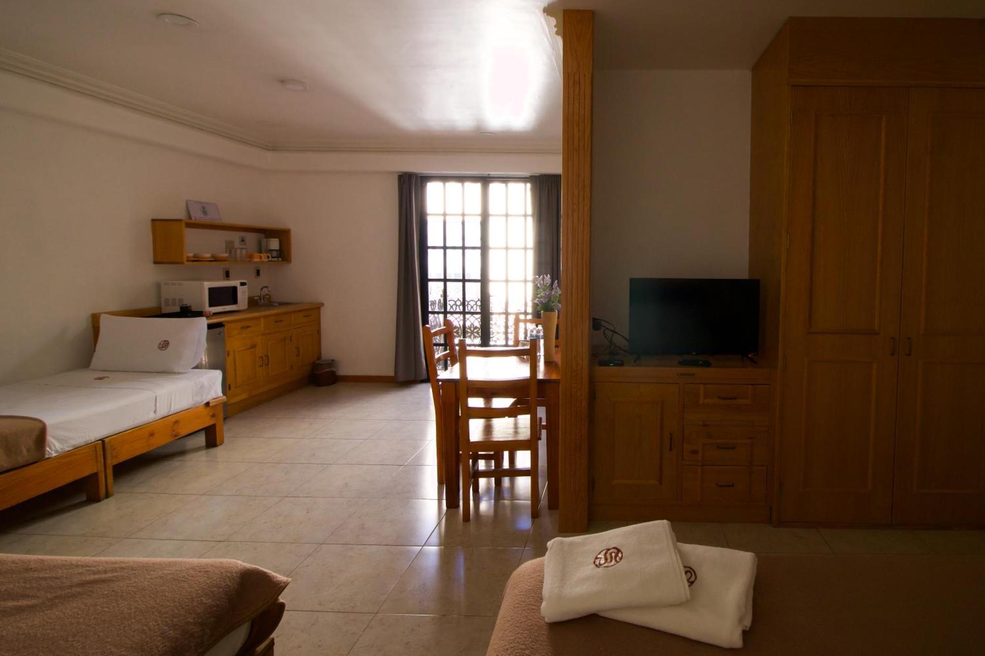 Suites Sevilla Puebla Eksteriør bilde