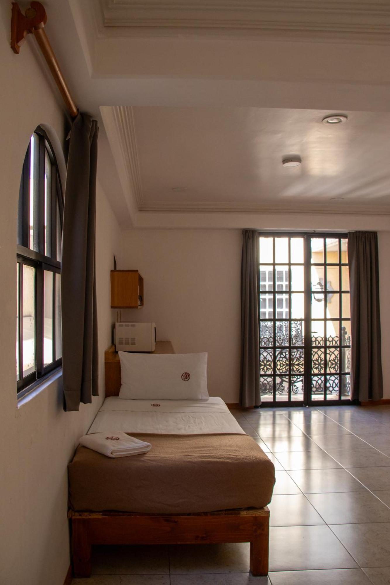 Suites Sevilla Puebla Eksteriør bilde