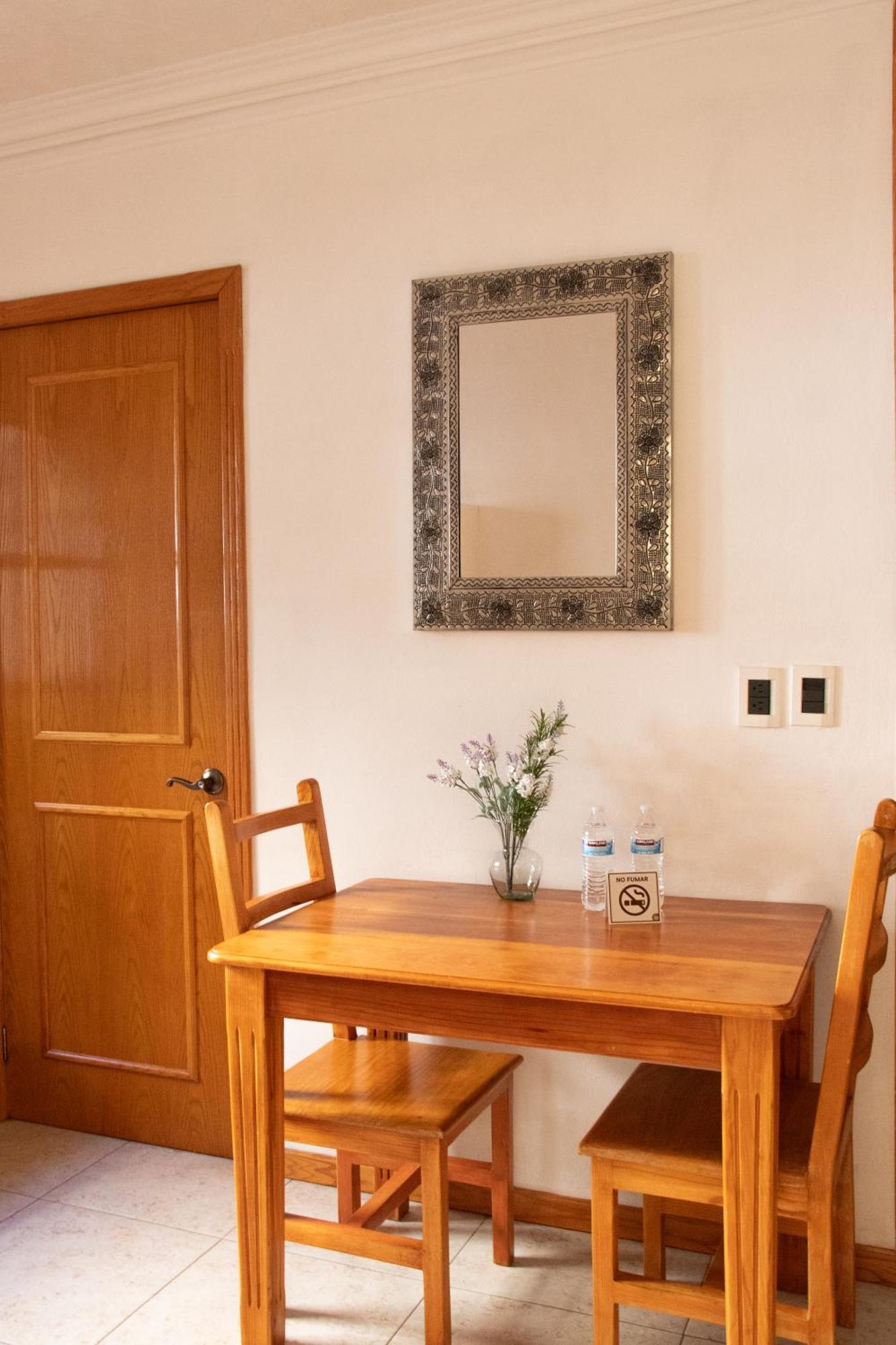 Suites Sevilla Puebla Eksteriør bilde